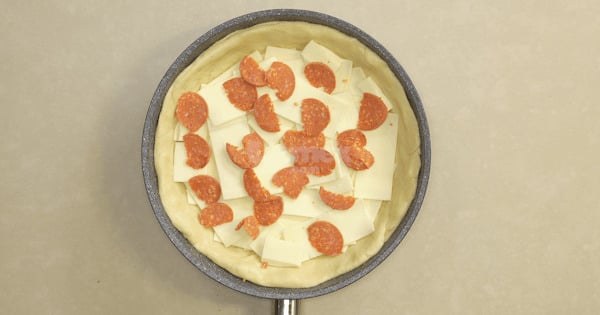deep-dish-pizza-6