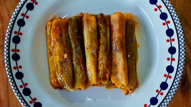 Hafif Ekşili: Pırasa Sarması
