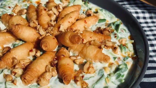 Yedikçe Yedirir: Çıtır Yufkalı Semizotu Salatası