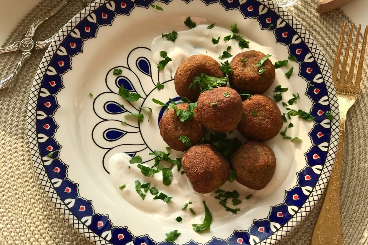 Sosuyla Güzel: Nohut Köftesi (Falafel)