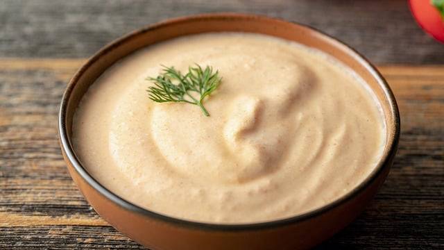 Meze Tadında: Köz Biberli Yoğurt