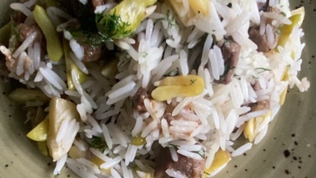 Farklı Pişirme Yöntemiyle: Etli ve Baklalı Basmati Pilavı