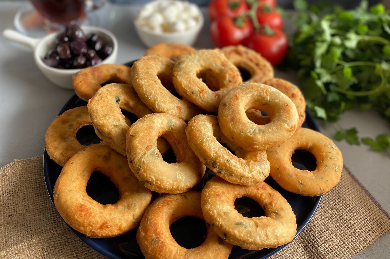 15 Dakikada Pişer: Maydanozlu Pişi