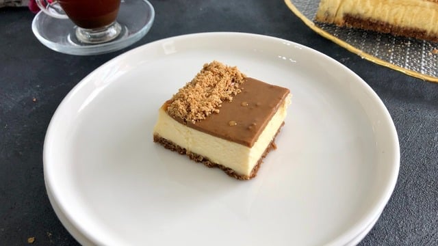 Kıvamı Tam Tutar: Karamelize Bisküvili Cheesecake