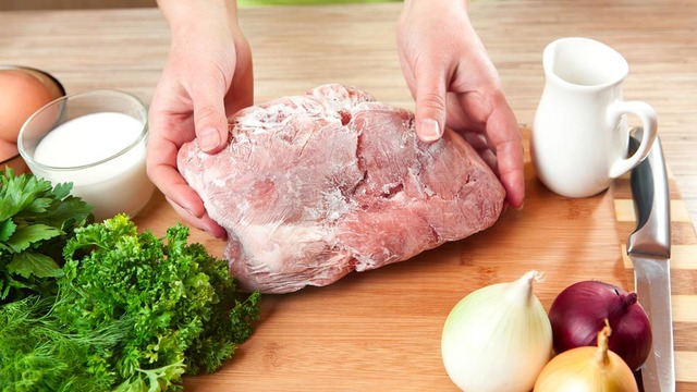 Kurban Eti Pişirirken Hemen Herkesin Yaptığı 8 Fena Hata