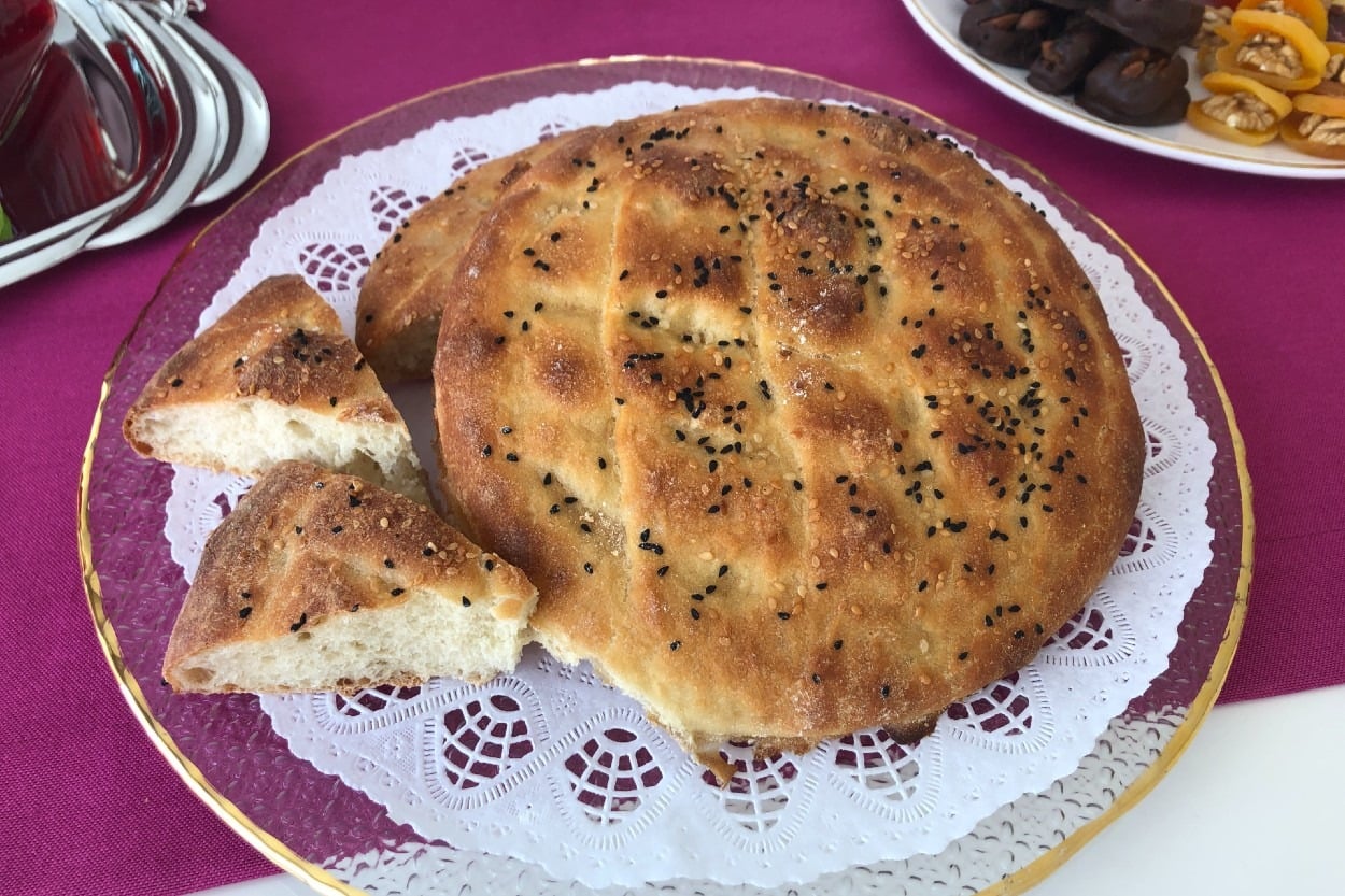 İftara Yapılsın: Yumurtasız Ramazan Pidesi