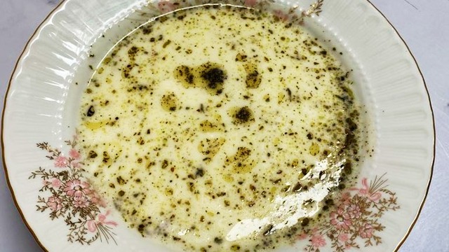 Kıvamı Tam Tutar: Sütlü Un Çorbası