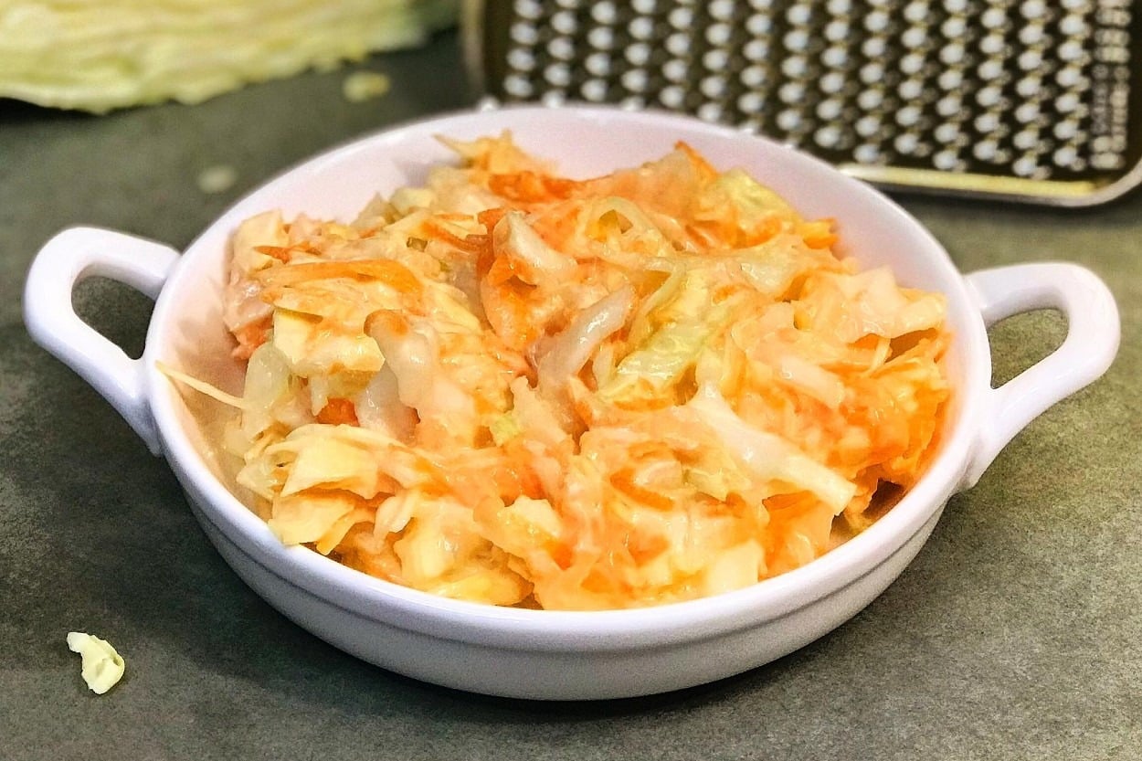 Havuçla Lahananın Aşkı: Coleslaw Salata