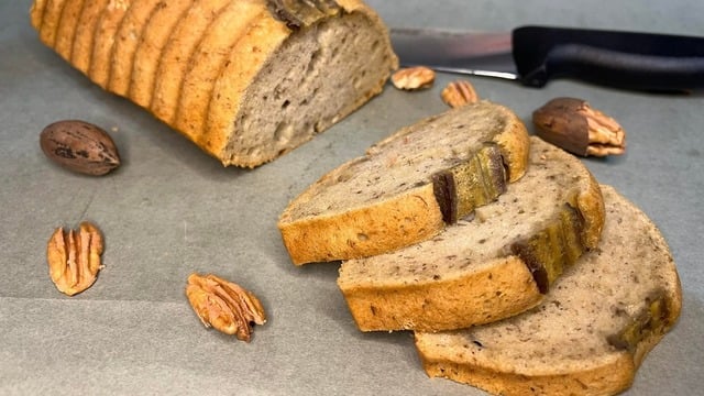 Muzlu Kek: Cevizli Banana Bread