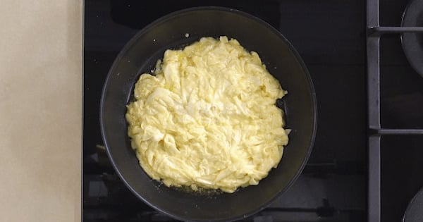 bir-yufka-bir-yumurtali-borek-3