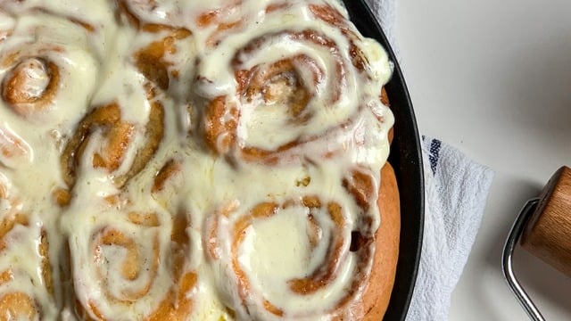Kreması Ayrı Güzel: Pofuduk Cinnamon Roll