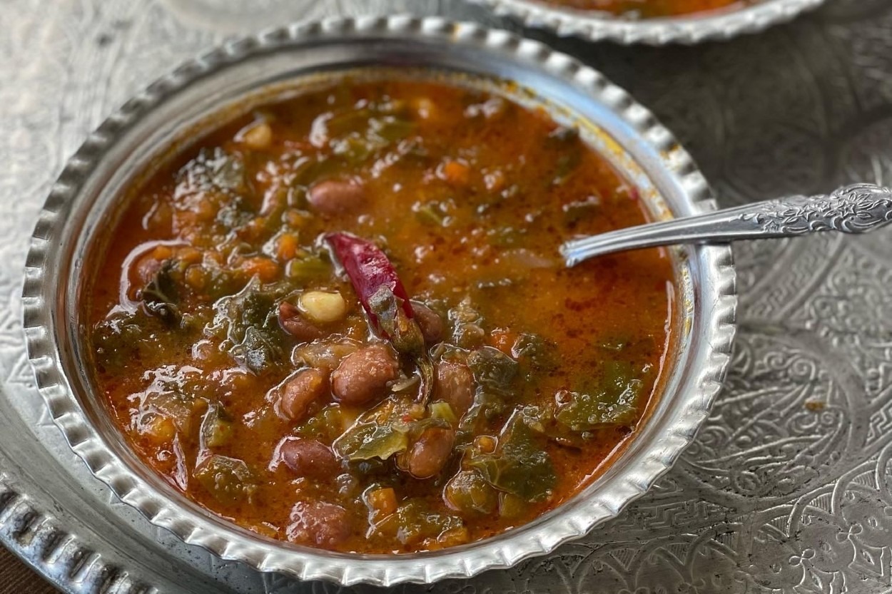 Karadeniz Sıcaklığı: Karalahana Çorbası