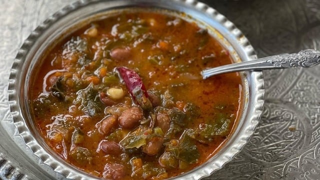Karadeniz Sıcaklığı: Karalahana Çorbası