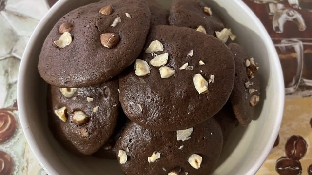 Kahvenize Eşlikçi: Çikolatalı Fındıklı Cookie