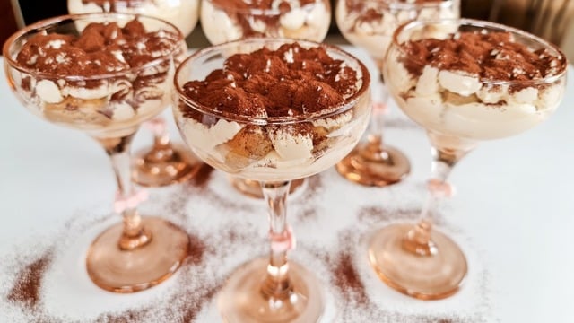 Bardak Dolusu Lezzet: Kupta Tiramisu