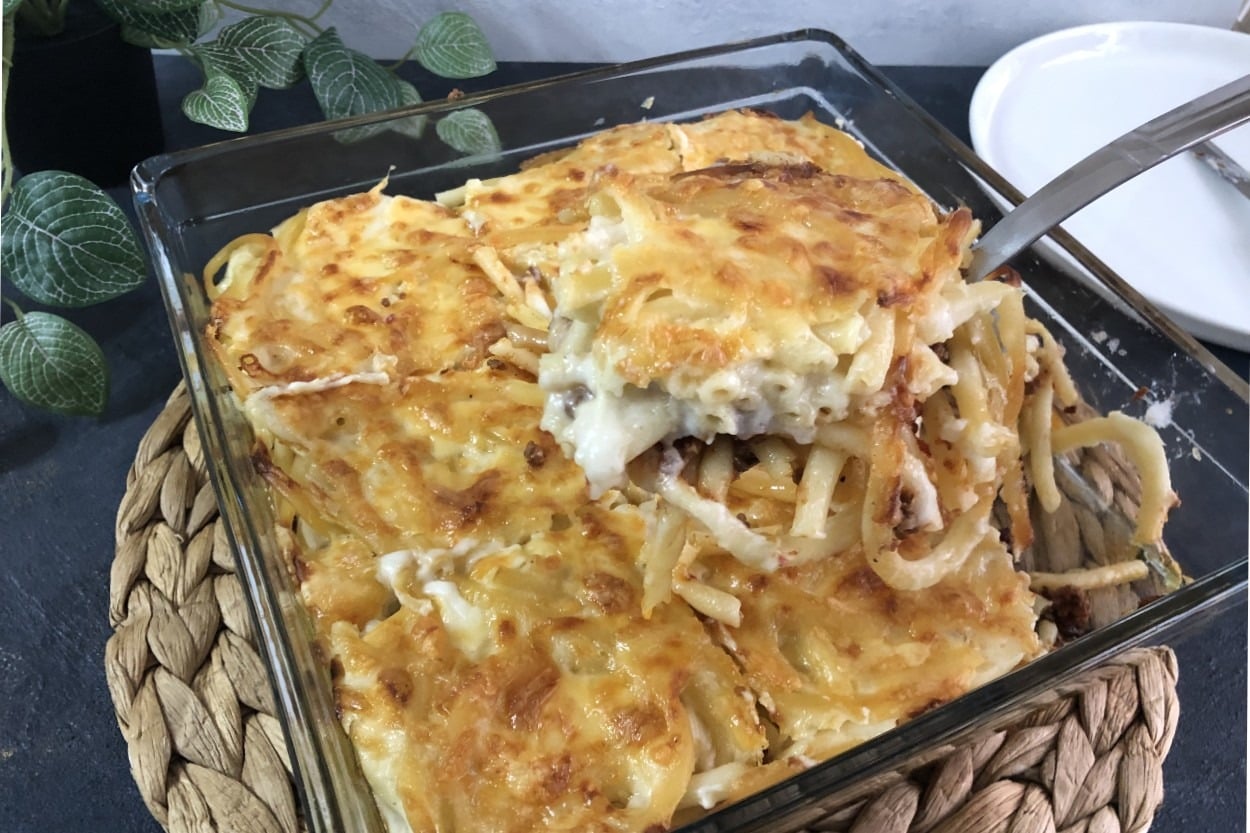 Beşamel Sosuyla: Fırın Makarna