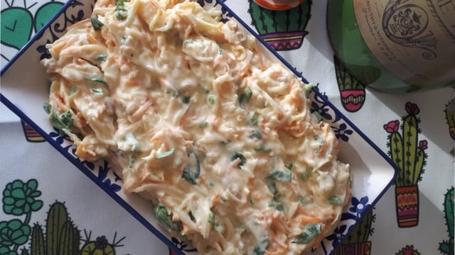 Ferah Ferah: Yoğurtlu Kereviz Salatası