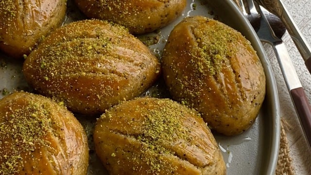Tatlı mı Tatlı: Haşhaşlı Şekerpare
