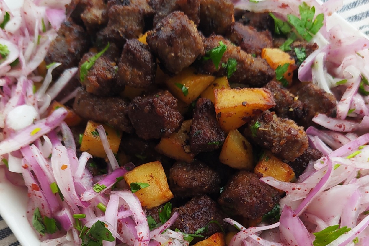 Lokum Gibi Pişmiş: Soğanlı Arnavut Ciğeri
