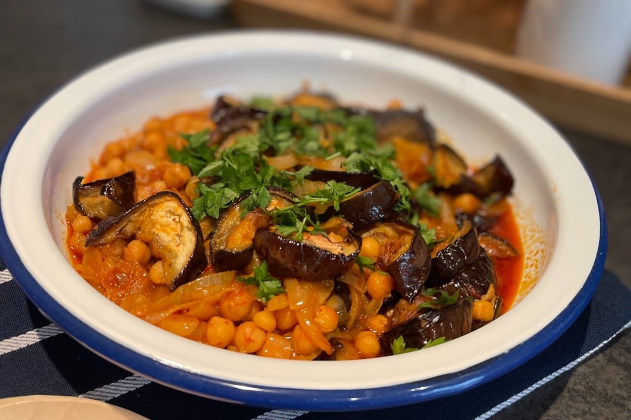 Etsiz Alternatif: Nohutlu Patlıcan