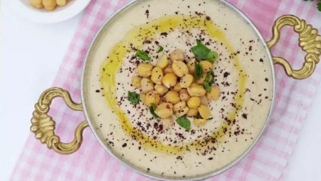Nohut Dile Geldi: Humus Mezesi