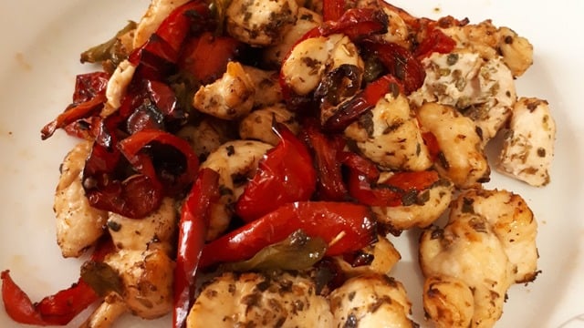 Birkaç Malzeme Yeter: Renkli Tavuk