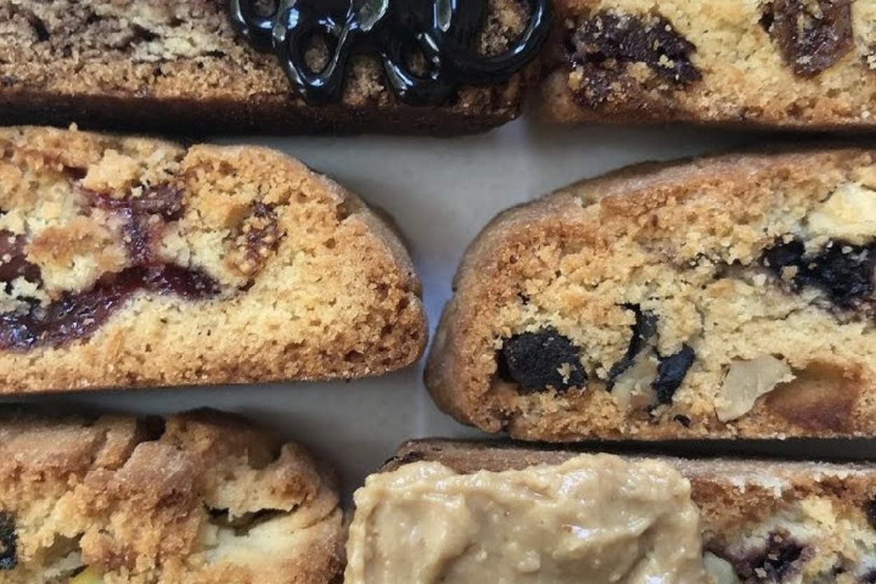 İtalyan Kurabiyesi: Biscotti
