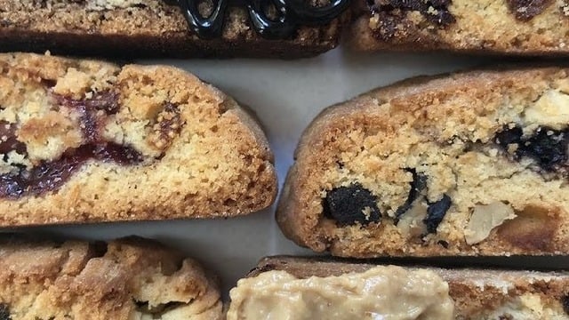 İtalyan Kurabiyesi: Biscotti