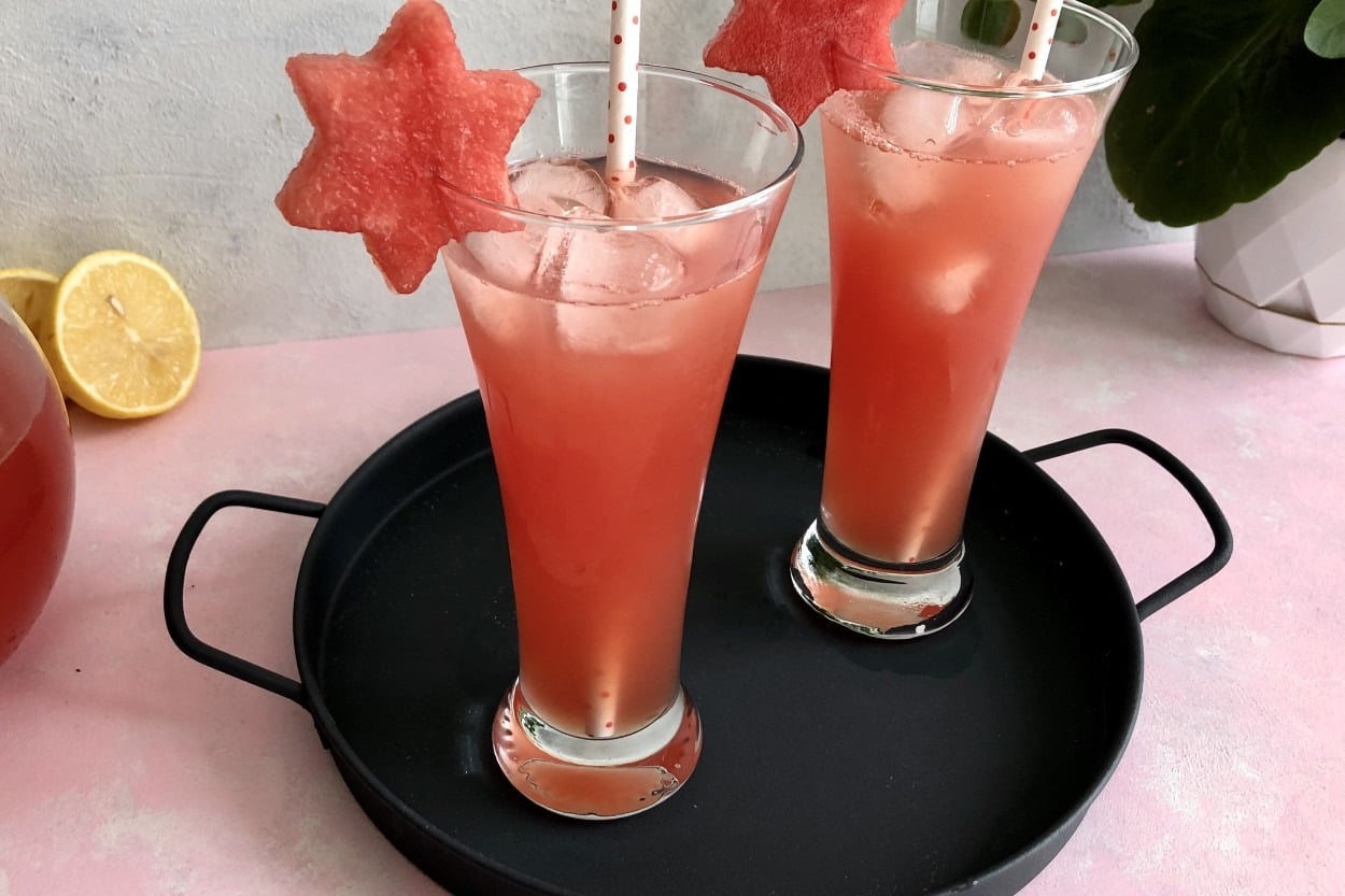 Bardak İçi Serinlik: Karpuzlu Limonata