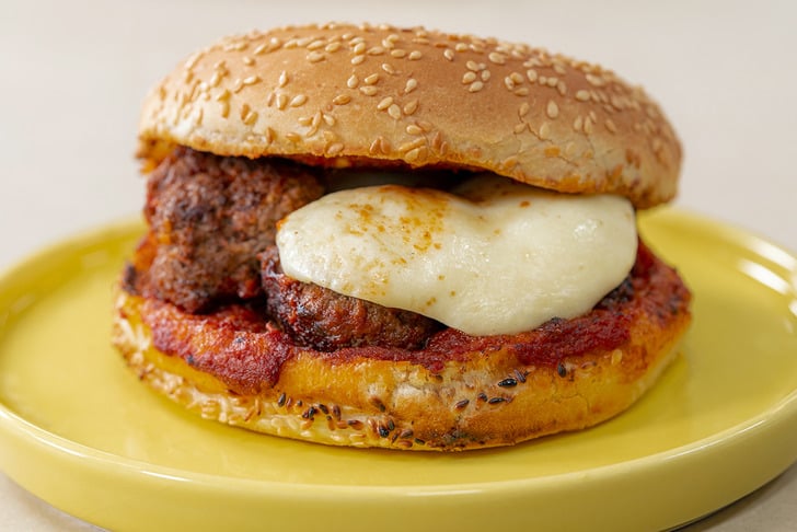 pesto-kofteli-burger-yemekcom