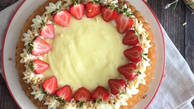 Çilek Mevsimi Geldiyse: Çilekli Tart Kek