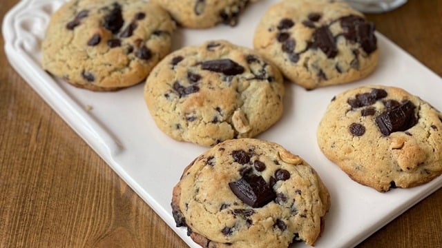 Tam Ölçüleriyle: Chocolate Chip Cookies (Amerikan Kurabiyesi)