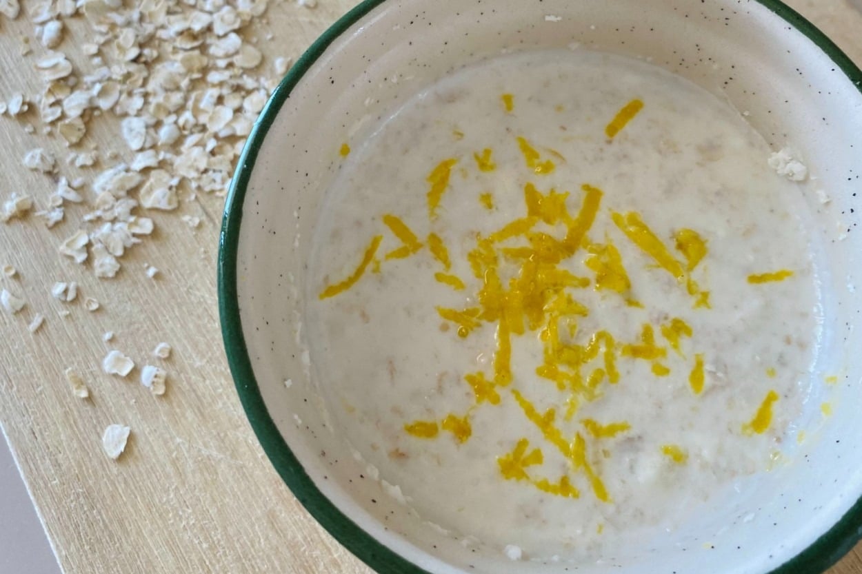 Limonlu Cheesecake Tadında: Limonlu Yulaf Lapası