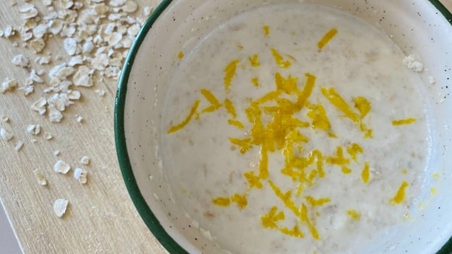 Limonlu Cheesecake Tadında: Limonlu Yulaf Lapası