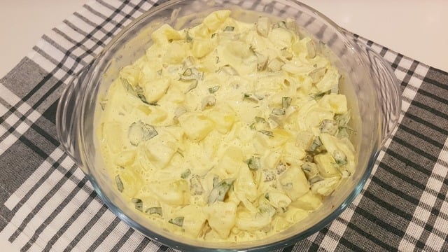 Her Öğüne: Soslu Patates Salatası