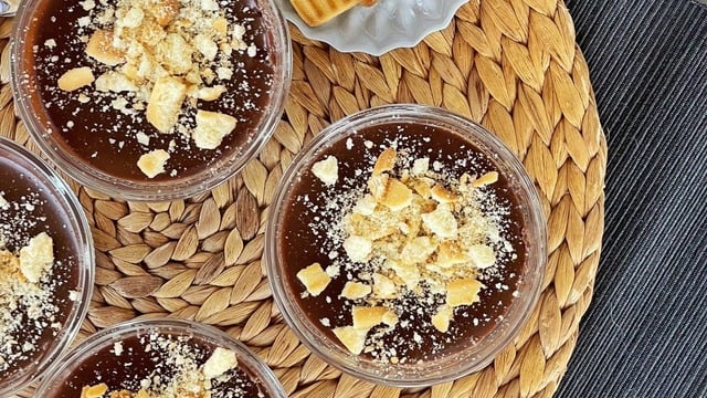 Kolay Tatlı: Bisküvili Puding