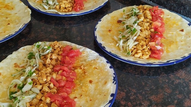 Evde de Yapılır: Tavuk Tantuni Dürüm