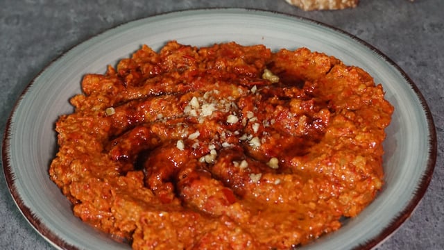 Bildiklerinizi Unutun: Muhammara