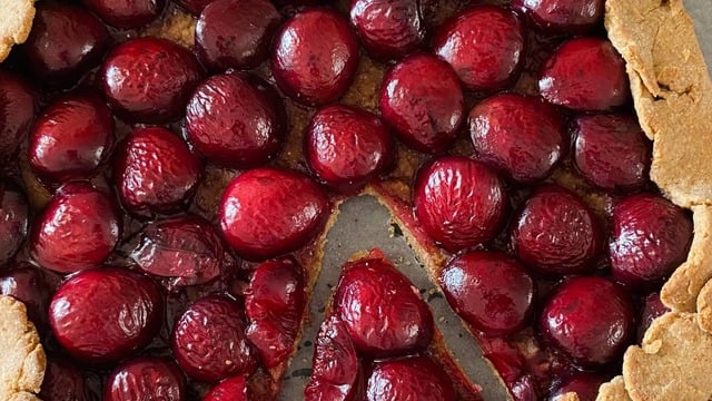 Kıyır Kıyır: Şekersiz Kirazlı Galette