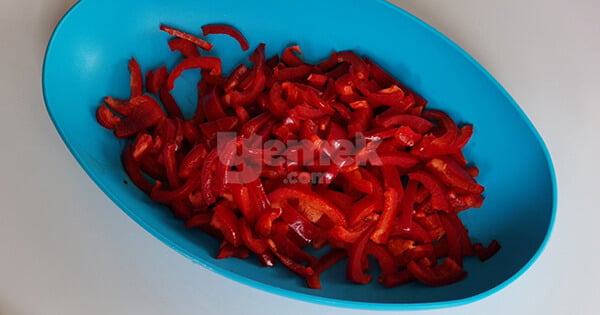 yogurtlu-semizotu-salatasi-2-elif