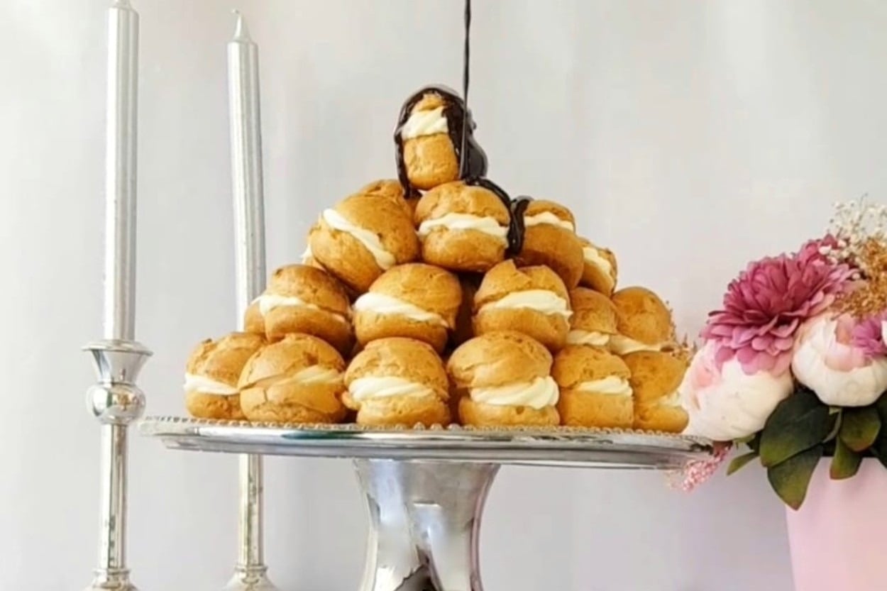 Lezzet Kulesi: Ev Yapımı Profiterol