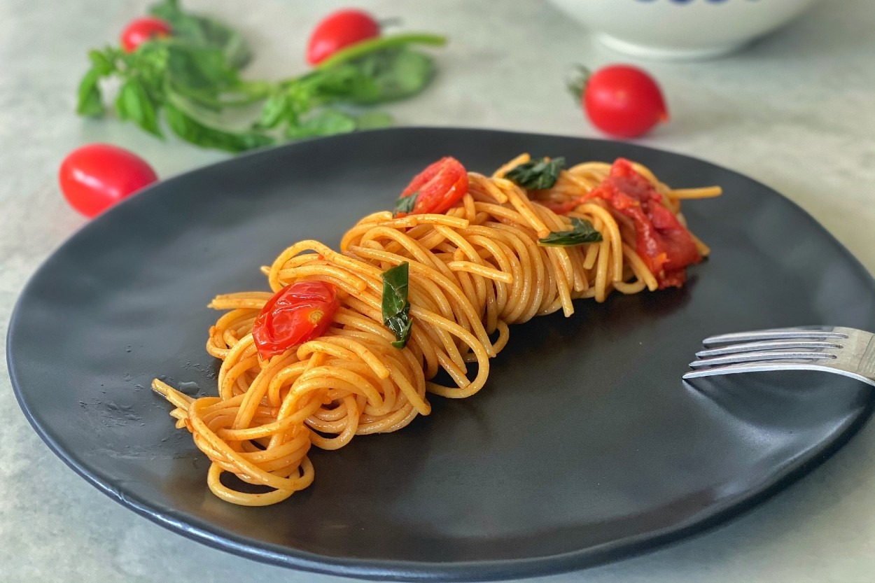 Kolay İtalyan Lezzeti: Spaghetti Pomodorini