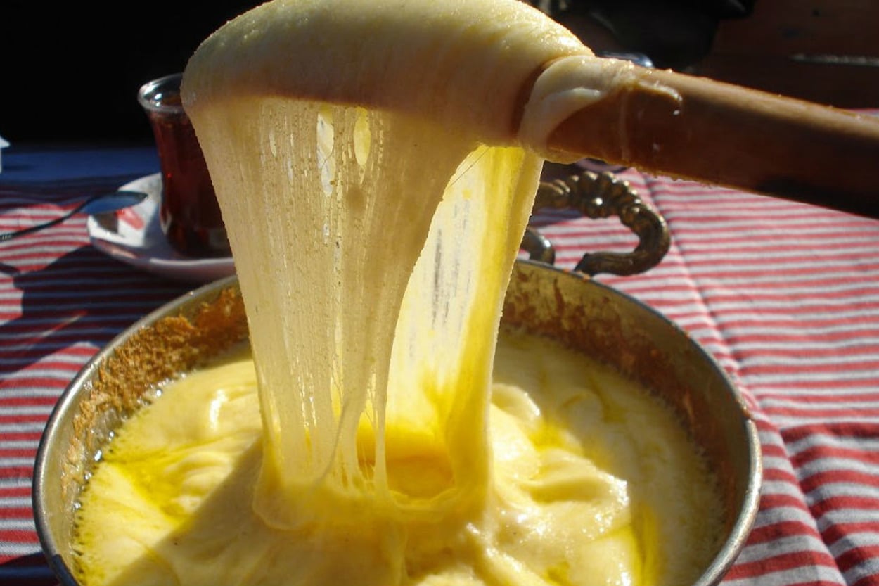 Rize Yaptı, Ülke Sevdi: Rize Usulü Mıhlama
