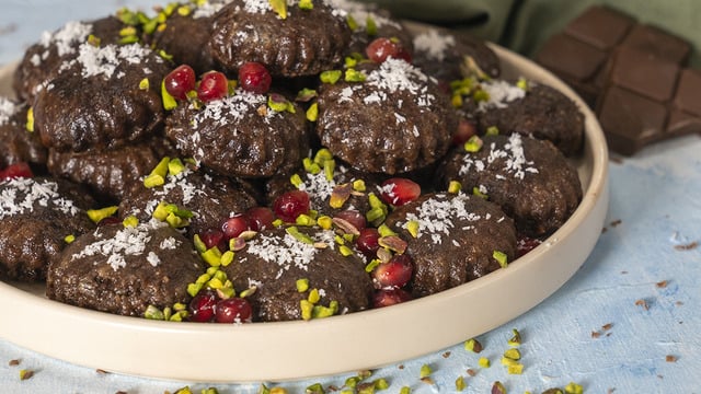 Lezzeti Olay: Kakaolu Lokmalık İrmik Tatlısı
