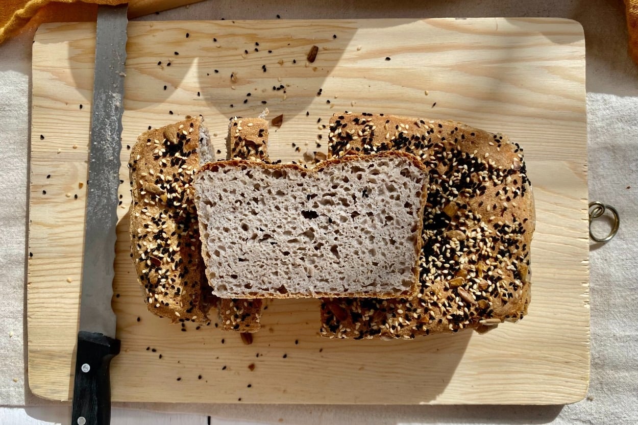 Glutensiz ve Vegan Dostu: Çiğ Karabuğday Ekmeği