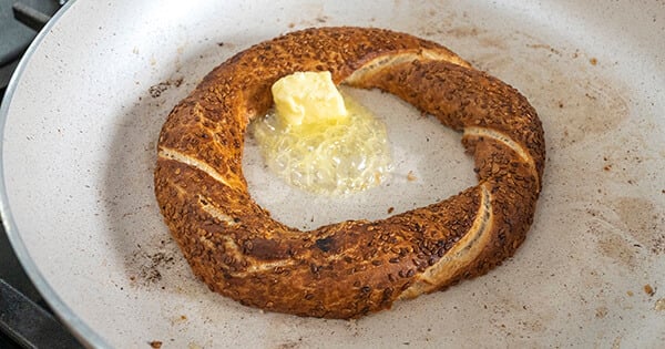 kahvaltilik-simit-tava-tarifi-7