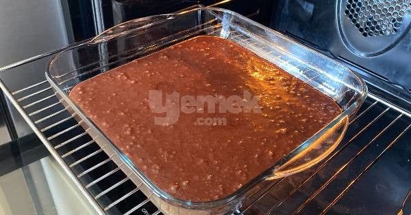 kara-gelin-pastasi-yapim3