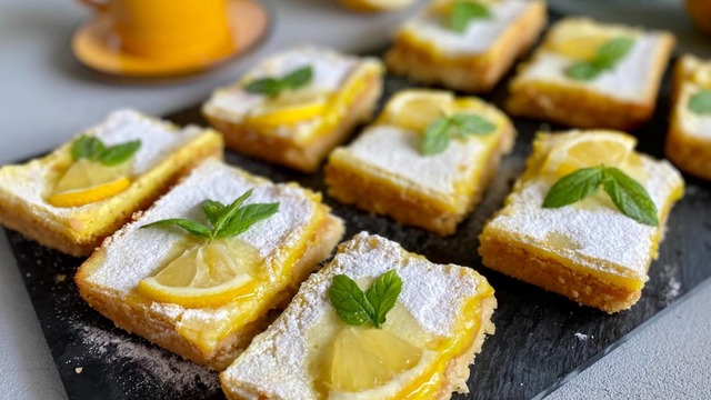 Tüm Kalorisine Değecek: Limonlu Bar