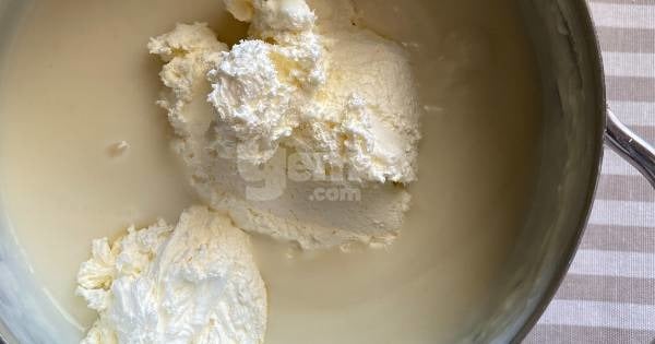 profiterol-tadinda-milfoy-tatlisi-yapim6