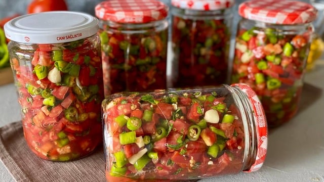 Salata Tadında: Kaşık Turşusu